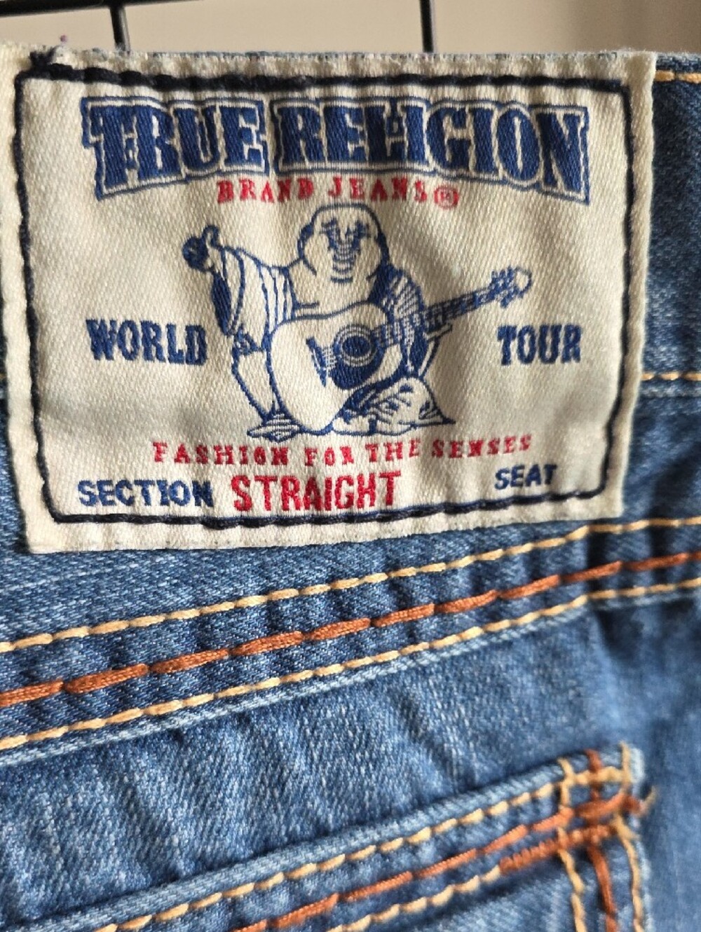 True Religion Men's Blue Denim Jeans with Contrast Stitching - Picture 12 of 13